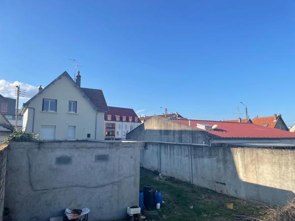 Immeuble à vendre CHENOVE (21) Ensemble immobilier mixte