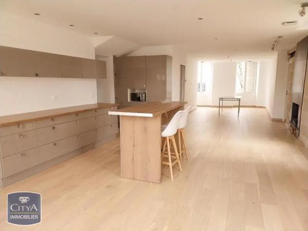 Location appartement 5 pièces de 118.26m²