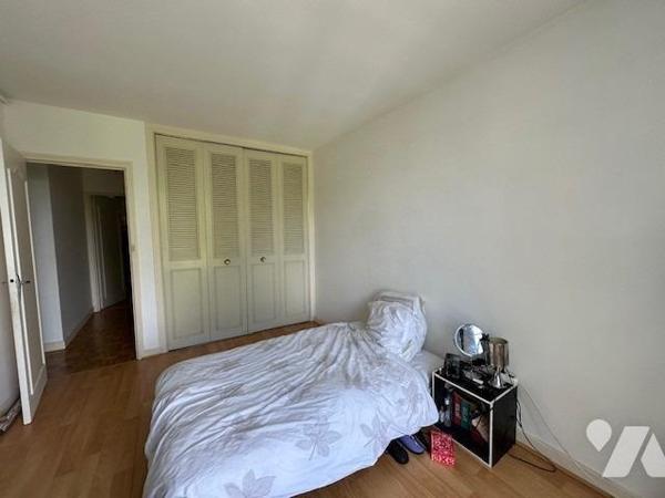 "INVESTISSEMENT LOCATIF "Appartement T 4 d'une superficie de 81.22 m² (loi carrez) avec cave, greni