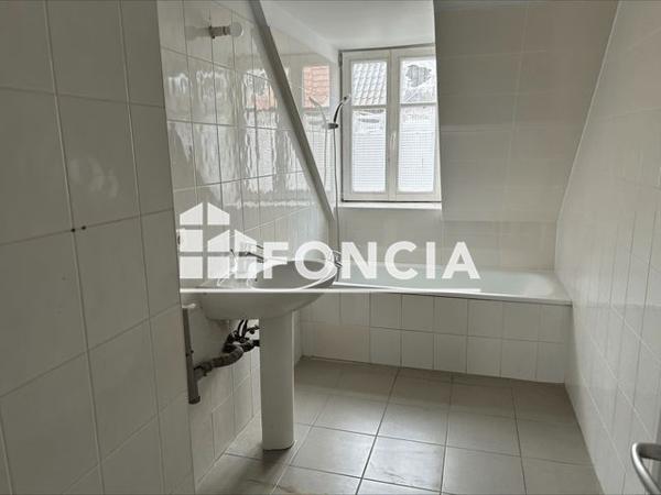 Location Appartement 4 pièces 79.99 m² - 45 RUE DES VOSGES Mulhouse 68200