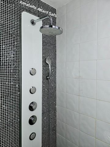 Ancien hôtel de 369 m² avec 7 chambres et salle de réception