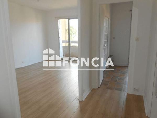 Location Studio 33.78 m² - 10 A 12 RUE STE CLAIRE Limoges 87000