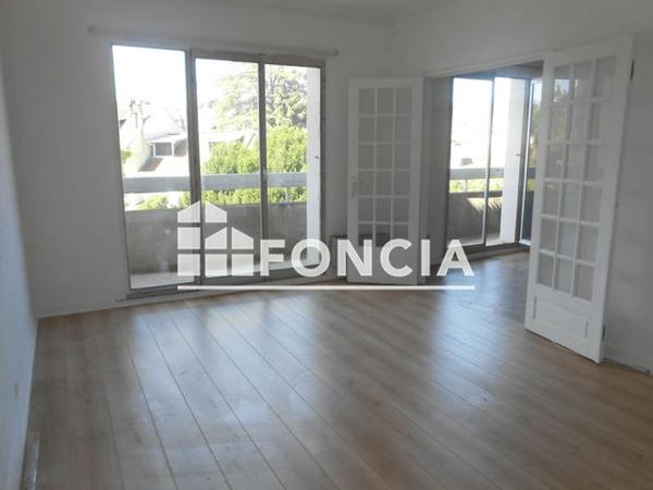 Location Studio 33.78 m² - 10 A 12 RUE STE CLAIRE Limoges 87000