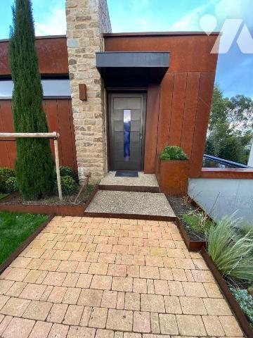 À l'abri des regards, dans quartier tranquille de Paimpol avec une vue imprenable sur la baie d...