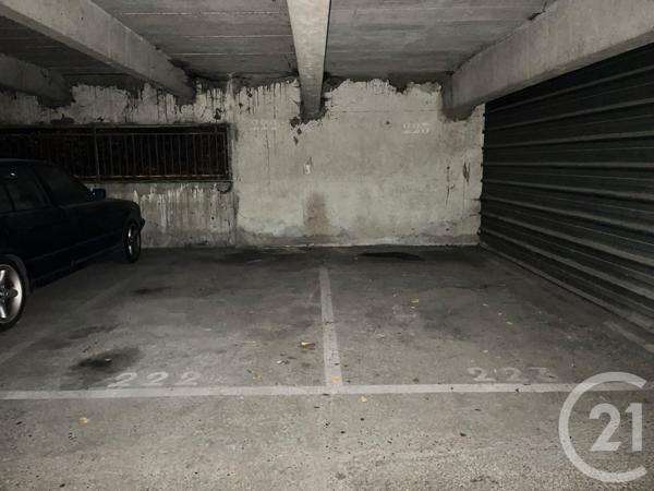 Parking à vendre  12 m2 EVRY - 91