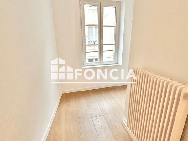 Location Appartement 5 pièces 111.7 m² - 55 PLACE DE CHAMBRE Metz 57000