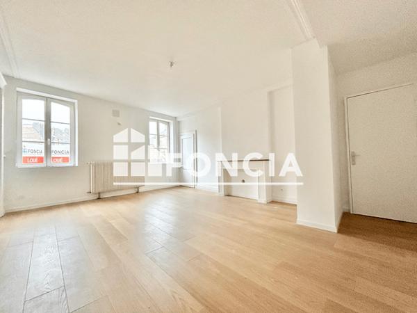 Location Appartement 5 pièces 111.7 m² - 55 PLACE DE CHAMBRE Metz 57000