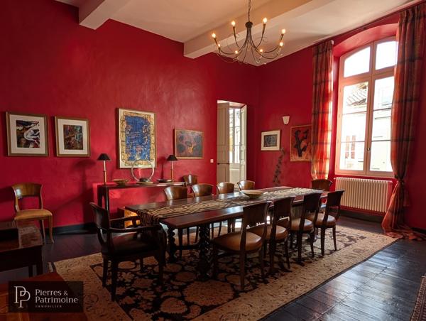 Mézin (47170) Sublime propriété au cœur de Mézin avec jardin, garage et dépendances