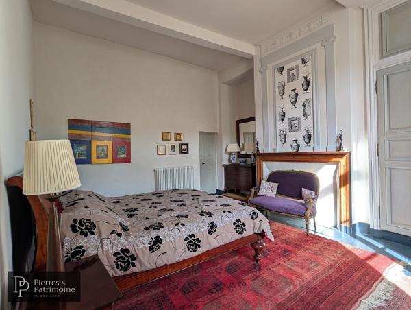 Mézin (47170) Sublime propriété au cœur de Mézin avec jardin, garage et dépendances