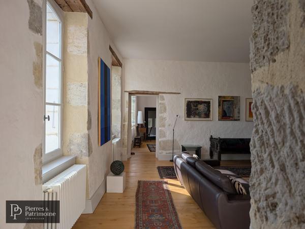 Mézin (47170) Sublime propriété au cœur de Mézin avec jardin, garage et dépendances