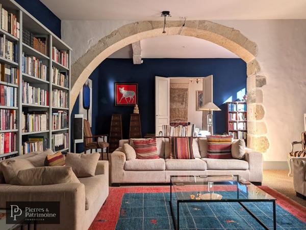 Mézin (47170) Sublime propriété au cœur de Mézin avec jardin, garage et dépendances