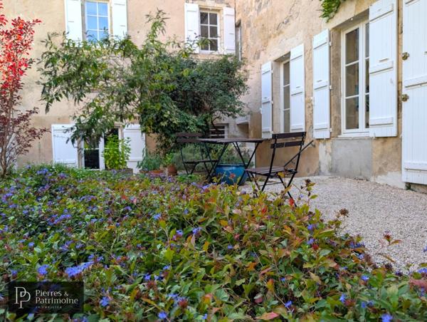 Mézin (47170) Sublime propriété au cœur de Mézin avec jardin, garage et dépendances