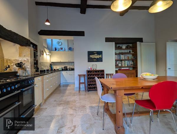 Mézin (47170) Sublime propriété au cœur de Mézin avec jardin, garage et dépendances