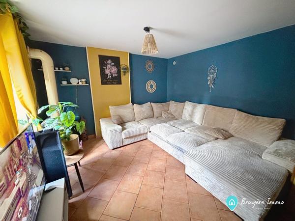 Maison mitoyenne 1 côté à vendre, 9 pièces - Hirson 02500