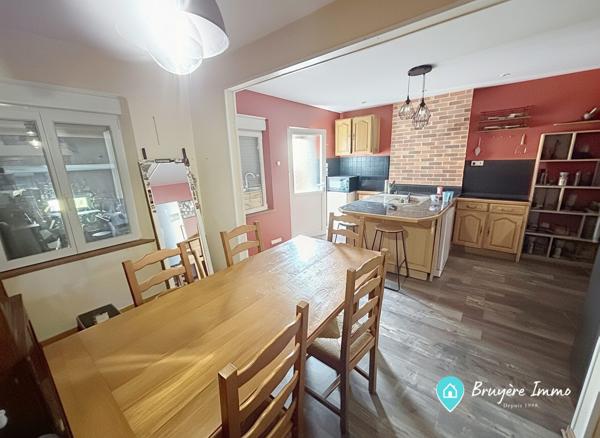 Maison mitoyenne 1 côté à vendre, 9 pièces - Hirson 02500