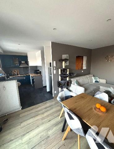 LAXOU VILLAGE - Joli T2 avec balcon, de 40m², au 3ième étage (avec ascenseur)