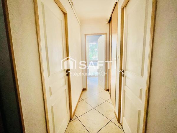 RARETÉ À LA CIOTAT – APPARTEMENT REFAIT À NEUF, À DEUX PAS DES PLAGES ET DES COMMERCES