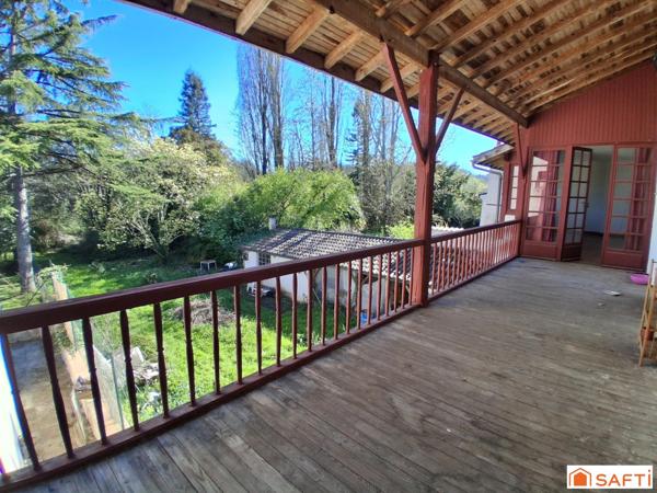 Maison en pierre 156m2, 5 chambres, terrain 2000m2