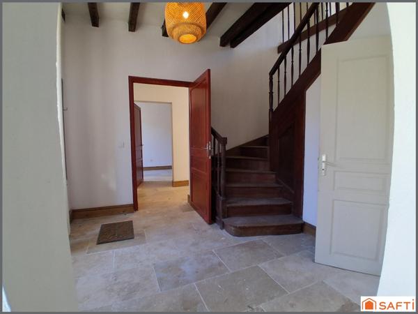 Maison en pierre 156m2, 5 chambres, terrain 2000m2