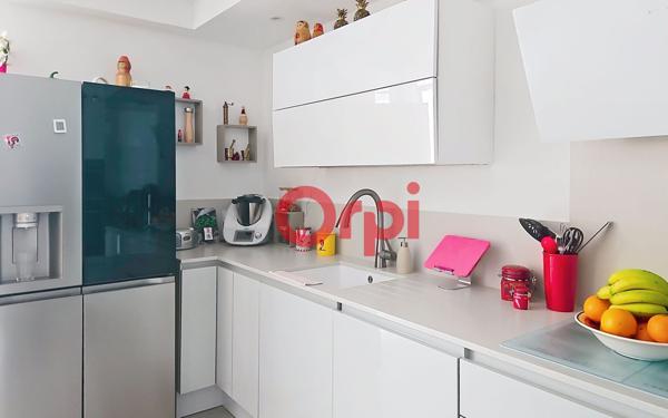 Appartement à vendre    3 pièces • 67 m2 La Seyne-sur-Mer