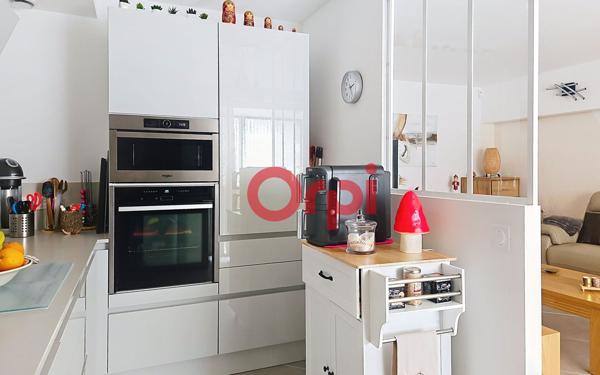 Appartement à vendre    3 pièces • 67 m2 La Seyne-sur-Mer