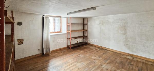 70400 HERICOURT - MAISON 8 PIECES - 5 CHAMBRES - GROS POTENTIEL