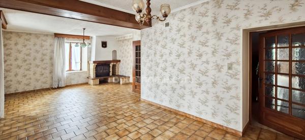 70400 HERICOURT - MAISON 8 PIECES - 5 CHAMBRES - GROS POTENTIEL