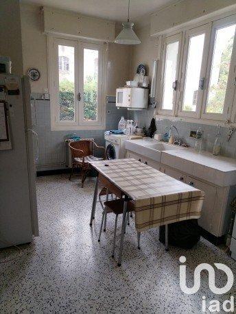 Maison traditionnelle 8 pièces de 300 m² à Vic-Fezensac (32190)