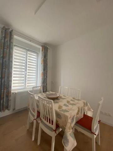 Colocation A LOUER - ROUBAIX - 12 m 2 - 450 € charges comprises par mois