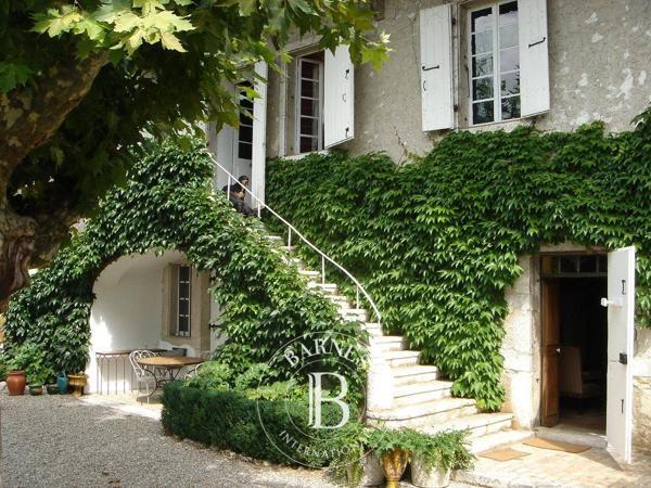 Aix-les-Bains, Propriété 6 Chambres -  600 m² à vendre
