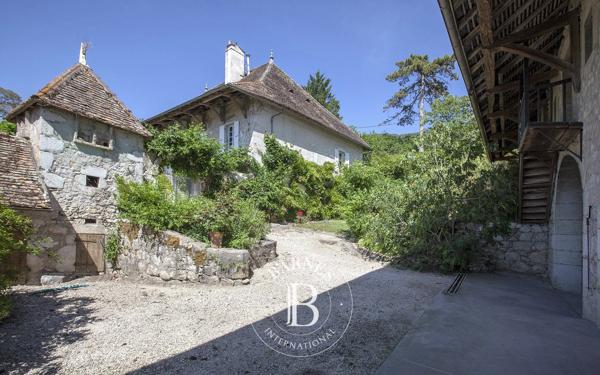 Aix-les-Bains, Propriété 6 Chambres -  600 m² à vendre