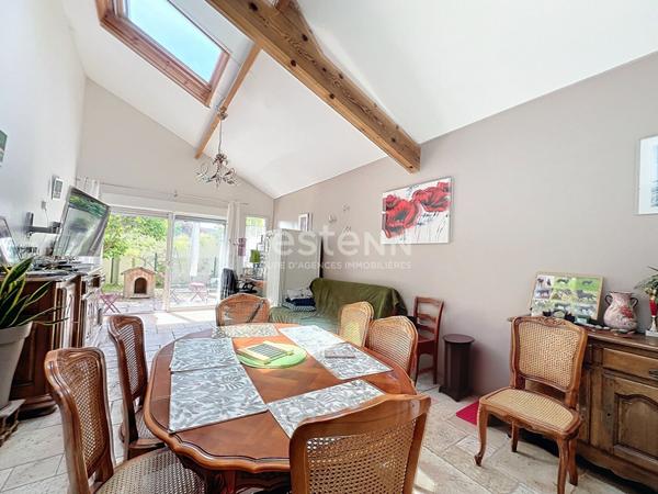 Deux Maisons Gouvieux 140 m² + 50 m² , terrain 3660 m²