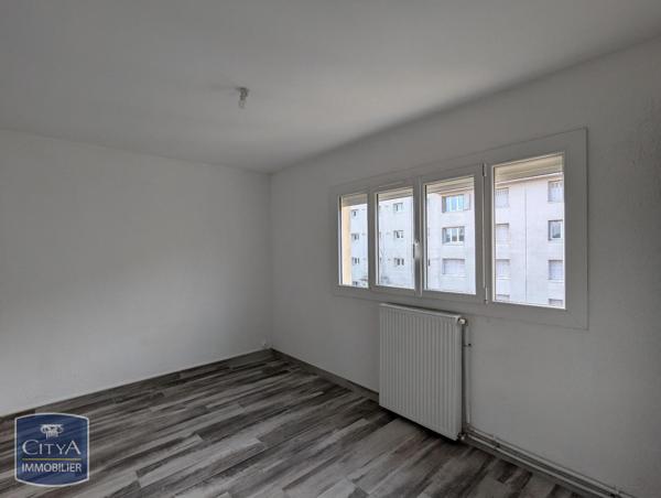 Appartement à louer 3 pièces 70.69m²