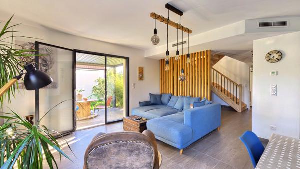 Arès côté bassin - 5-6 pièce(s) - 130 m²