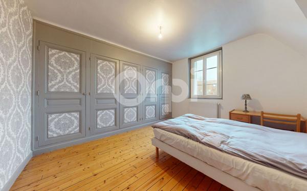 Maison à vendre    6 pièces • 150 m2 Soissons