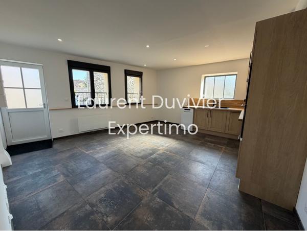 Saint-Forget (78720) Charmante maison de village individuelle tout juste rénovée de 63m2 avec 2 grandes chambres.