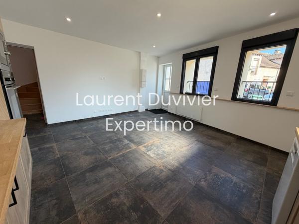 Saint-Forget (78720) Charmante maison de village individuelle tout juste rénovée de 63m2 avec 2 grandes chambres.