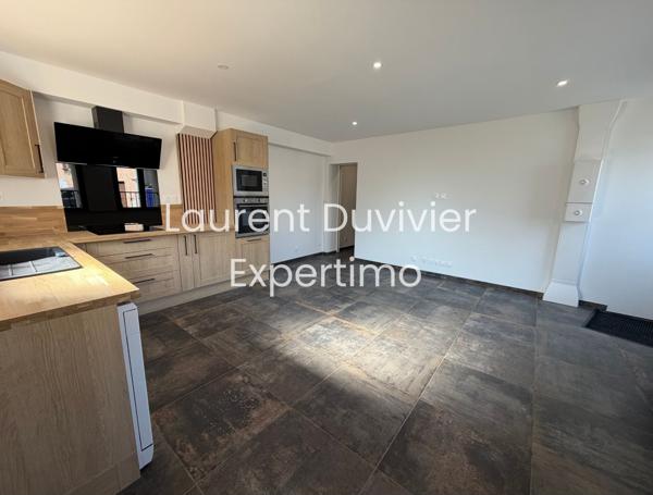 Saint-Forget (78720) Charmante maison de village individuelle tout juste rénovée de 63m2 avec 2 grandes chambres.