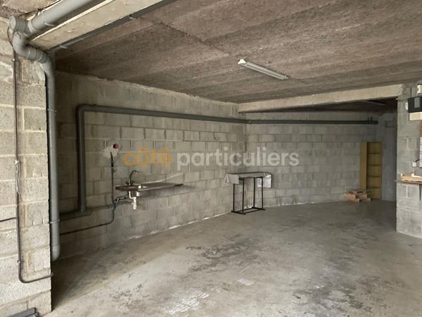 Vente
                Maison187 m² - 6 Pièces -
                    PONTIVY (56300)