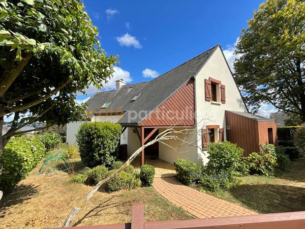 Vente
                Maison187 m² - 6 Pièces -
                    PONTIVY (56300)