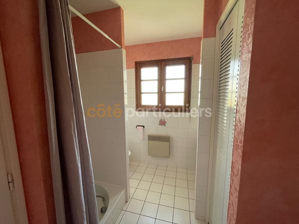 Vente
                Maison187 m² - 6 Pièces -
                    PONTIVY (56300)