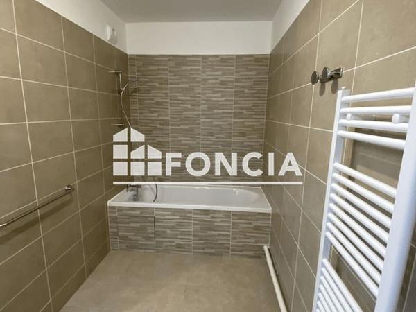 Location Appartement 3 pièces 64.9 m² - 67 BD GALLIENI - AV. MARC SANGNIER Villeneuve-la-garenne 92390