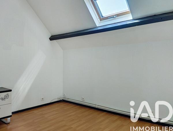 Maison à vendre 4 pièces 144 m² Bourg-et-Comin