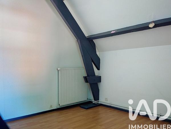 Maison à vendre 4 pièces 144 m² Bourg-et-Comin