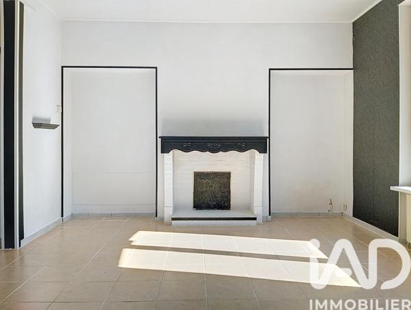 Maison à vendre 4 pièces 144 m² Bourg-et-Comin