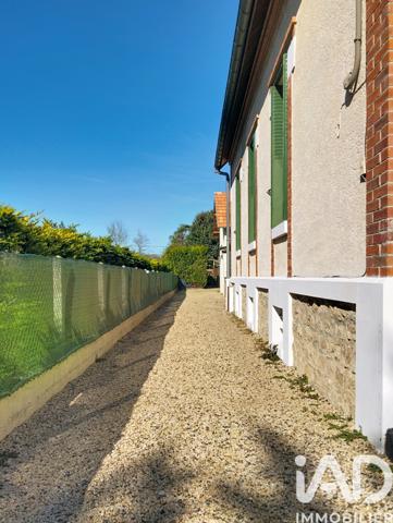 Maison à vendre 4 pièces 144 m² Bourg-et-Comin