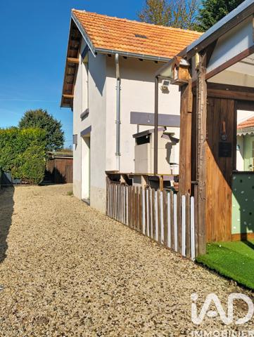 Maison à vendre 4 pièces 144 m² Bourg-et-Comin