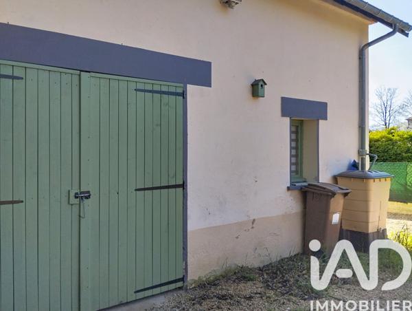 Maison à vendre 4 pièces 144 m² Bourg-et-Comin