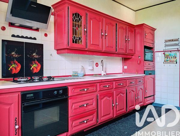 Maison à vendre 4 pièces 144 m² Bourg-et-Comin