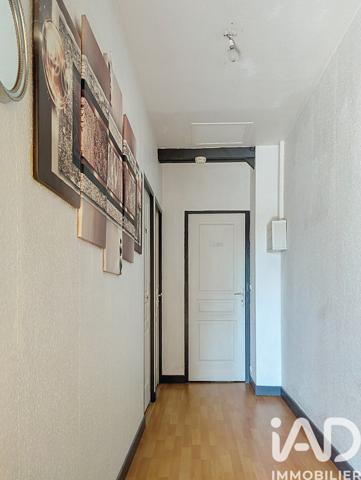 Maison à vendre 4 pièces 144 m² Bourg-et-Comin